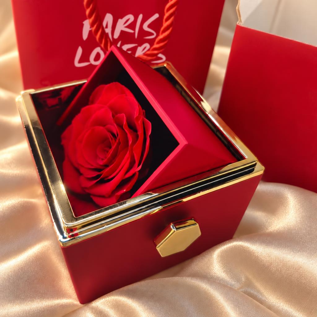 Coffret Rose Éternelle avec collier gravé – rose éternelle rouge dans son coffret rotatif doré | Paris Lovers